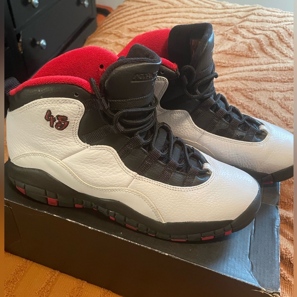 Jordan 10 “Double Nickel”